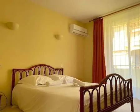 T3 Ajaccio Sacree Coeur Ajaccio (Corsica)